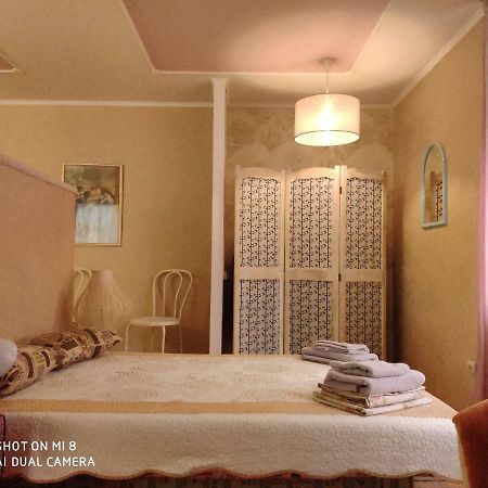 Apartments Domovik Latorichnaya,3 Мукачево Экстерьер фото